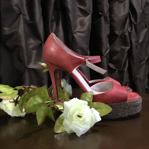 ⭐️ Host Pick ⭐️ Shoes MJ collection - Picture 1 of 7